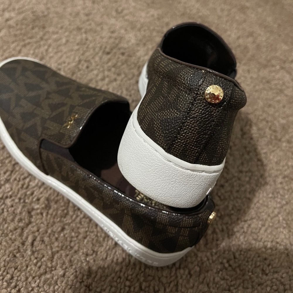 MK shoes size 5.5